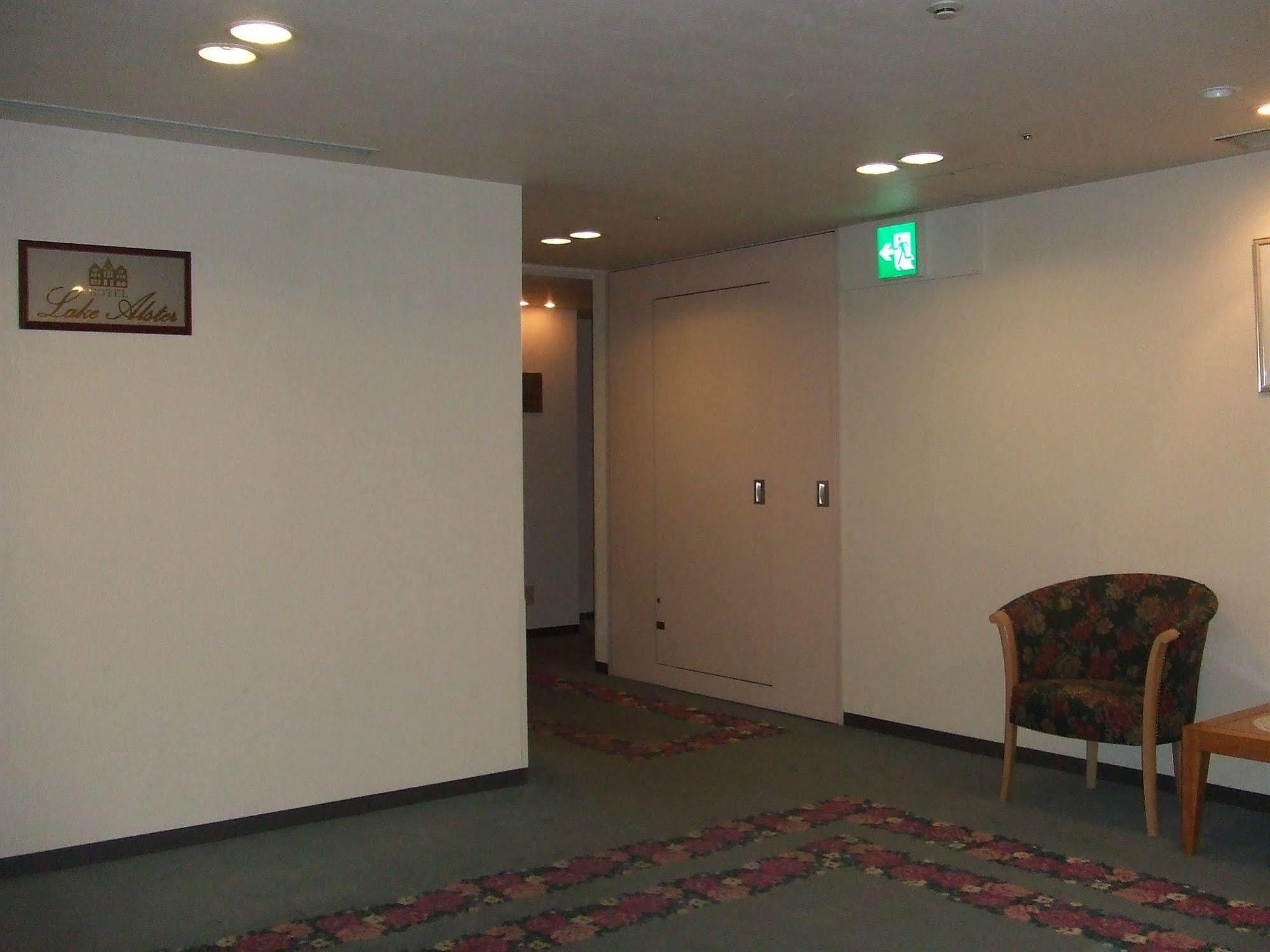 ホテルレイクアルスターアルザ泉大津 Izumioci Kültér fotó